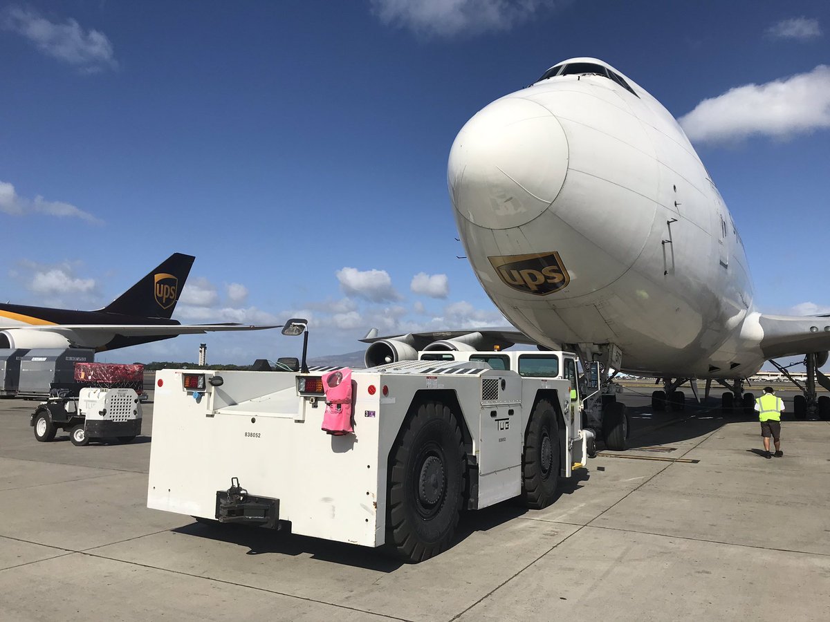 Had the privilege of meeting the CEO of Honolulu Fish Company while visiting Hawaii. Great partnership. Caught, processed, shipped today and on the menu tomorrow as far away as New York. youtu.be/h-vR5VhGpiI <a href="/jrindafernshaw/">Fern Shaw</a> <a href="/UPSAirlines/">UPS Airlines</a> @SouthCalUPSers