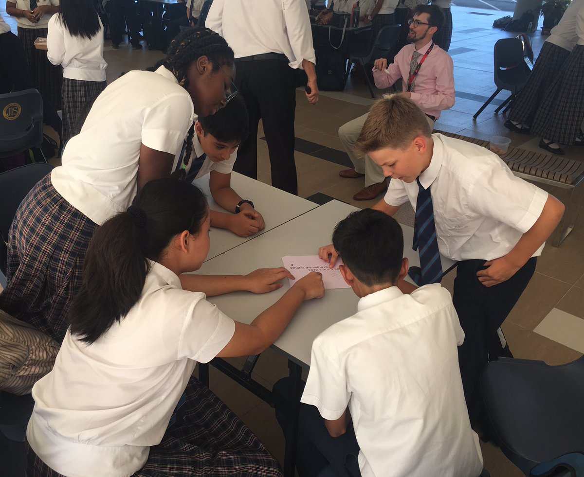 OspreyJIS's tweet photo. Teamwork in the OsHawk Yr 7&amp;8 House Sprint Maths event #JISChallenge #JISMYFamily #JISParticipation #bleedblue💙 https://t.co/xmz6mXfgZa
