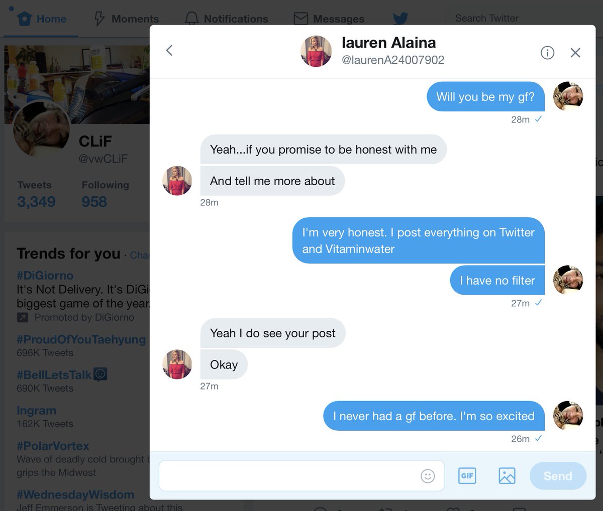 Her_Prayer's tweet image. I was in a serious relationship with @Lauren_Alaina. We did everything together. We made #VasD #acp dragon and pigeon viral Twitter vids together. Then one day she caught me sharing my #vitaminwater with @Polyana_VianaDF. She didn't believe that Polyana was thirsty from fighting!