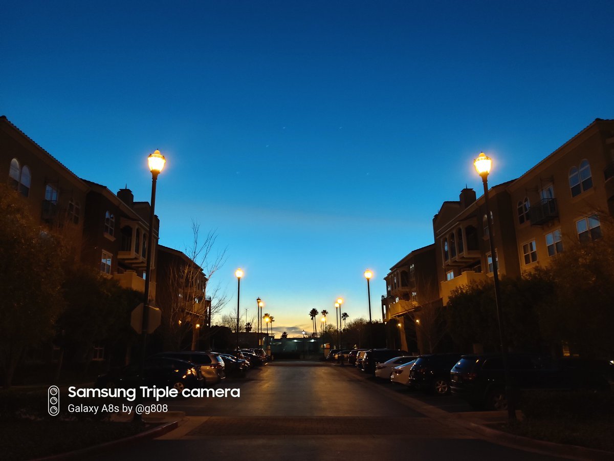 grant_likes's tweet image. A few low light shots from the #Samsung #GalaxyA8s. Honestly, better than expected.