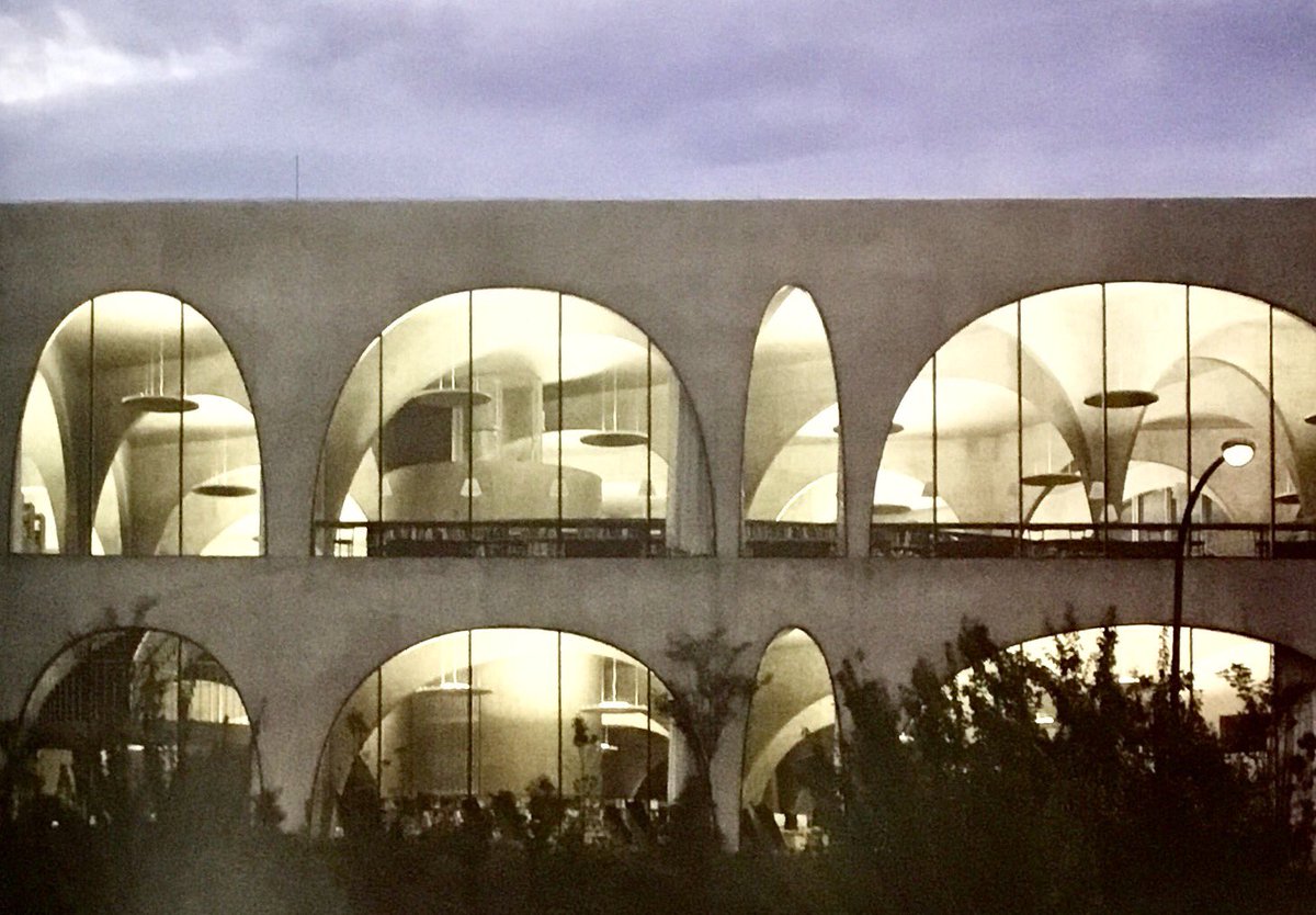 Michi Na Tviteru 多摩美術大学図書館07by伊東豊雄 アメージングライブラリー Toyoito Architecture