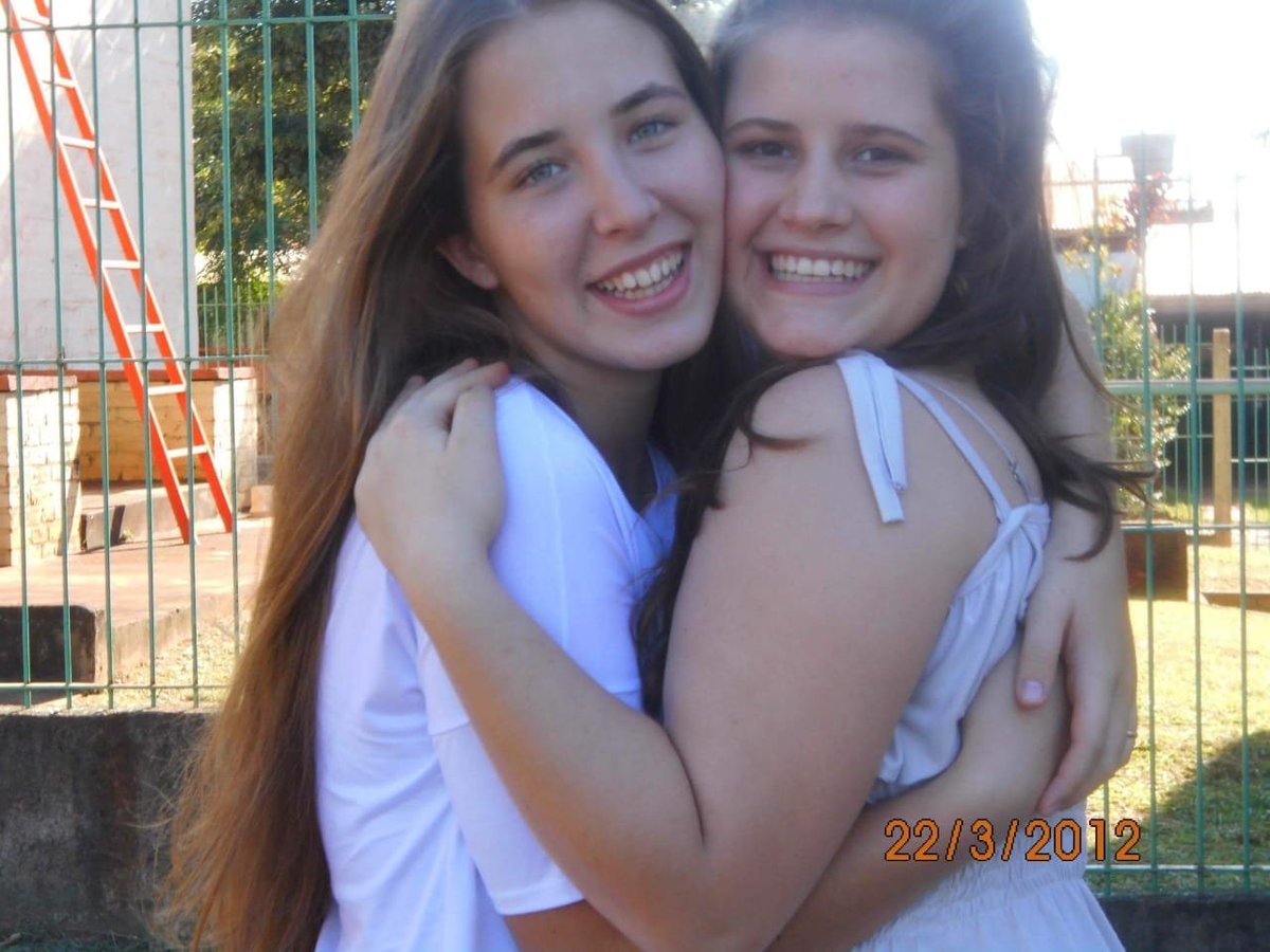 MacarenaFroeder's tweet photo. @calmateforra Mi mejor amiga, mi mejor angelito por y para siempre 💖😇 https://t.co/H7I0oHN4gz