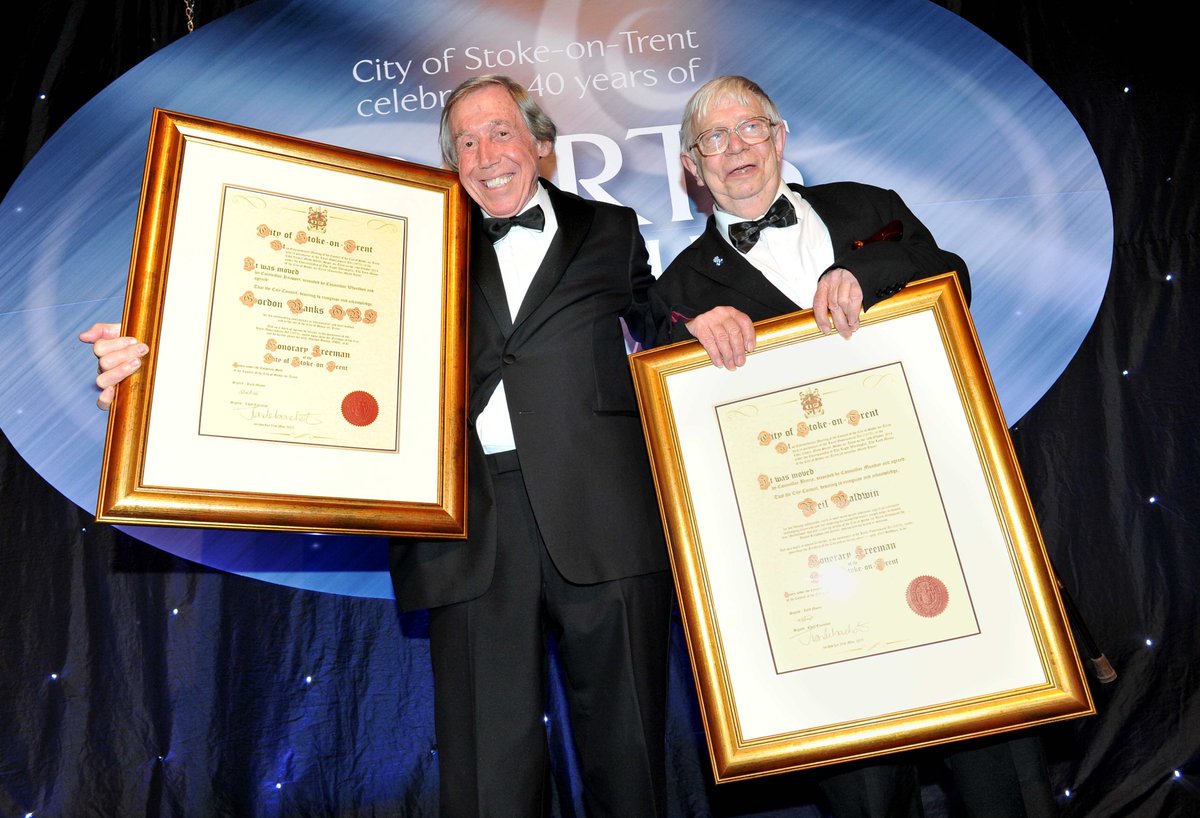 SoTCityCouncil's tweet image. We are very sorry to hear the sad news that Gordon Banks has passed away. Our thoughts, sympathies and condolences go out to his family. Gordon was in the City&apos;s Sporting Hall of Fame and made a Freeman of the City in 2015. Flags on Town Halls will be flying at half-mast today