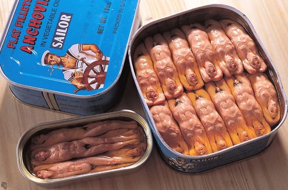 TheStrangeshit's tweet image. Dongwook Lee's works are focused on the contradictions that are fundamentally inherent in human existence and life. Exquisitely realistic, his interpretations of miniature human figures are staged in absurd situations, in which everyday life transforms into gloomy &amp;amp; poetic horror