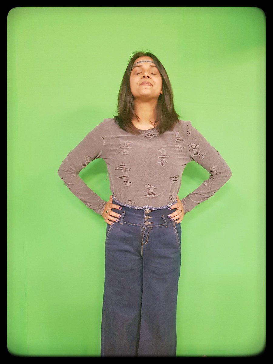 MirchiAnjali's tweet photo. Aur jab aap Office mey enter karo aur wahan Ac ka Temperature ekdum sahi ho .. Naa 22 degree se jayda na 22 degree se Kam ..Bas wahi wali feeling 
.
.
.
.
.
.
.
#temperature #rightfeel #Ackaremote #rjanjali #mood #office https://t.co/JXaLobNw5h