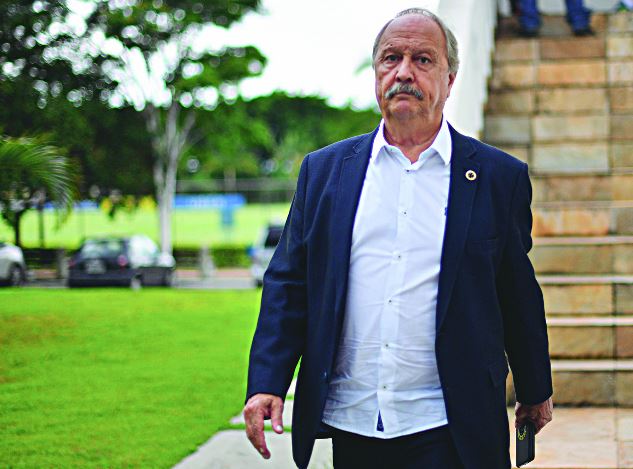 otempo's tweet photo. Especialista analisa #empréstimo de R$ 300 mi aprovado pelo #Cruzeiro; entenda detalhes  https://t.co/LlPdUEd8Ce https://t.co/Q6Hu5VKDpK