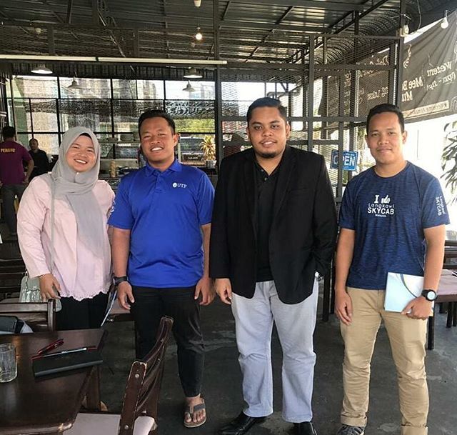 bspiperak's tweet photo. Perjumpaan antara wakil PASAK bersama wakil Persatuan Mahasiswa Perak (PEMARAK) Universiti Malaya bagi membincangkan program PEMARAK.

#PYJAP #JaringanAnakPerak #PasakPerak #PerakYouth #AnakPerak #MahasiswaPerak #BeliaPerak https://t.co/3DhpoIwyF7 https://t.co/Hh7rRv37t1