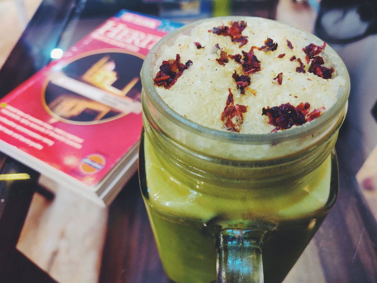 CafeWanderlust's tweet photo. Know what a Paan Shake is? Try this and Indulge in the sweet nostalgic taste of Paan leaves blended with ice cream! Now back on popular demand! #cafewanderlust #signaturepaanshake #beverage #afternoontea #Bliss #Gurgaon #lbbdelhincr https://t.co/kHYTKbzeda