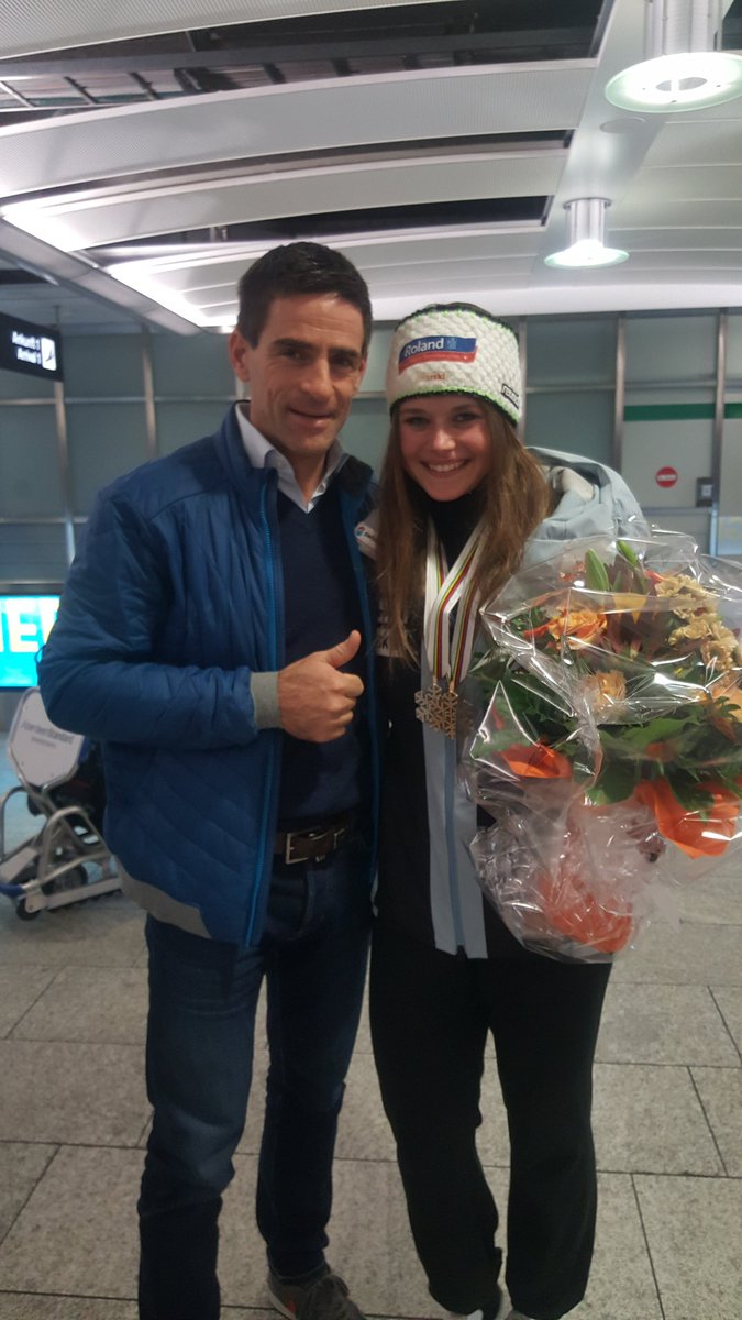 Super-Suter ist zurück! und das mit Silber und Bronce! Die vielen Trainings, Unterstützungen und Zusammenarbeiten, werden grossartig belohnt! #teamroland #roland #corinnesuter #head #leki #bwt #swissski #skliclubschwyz