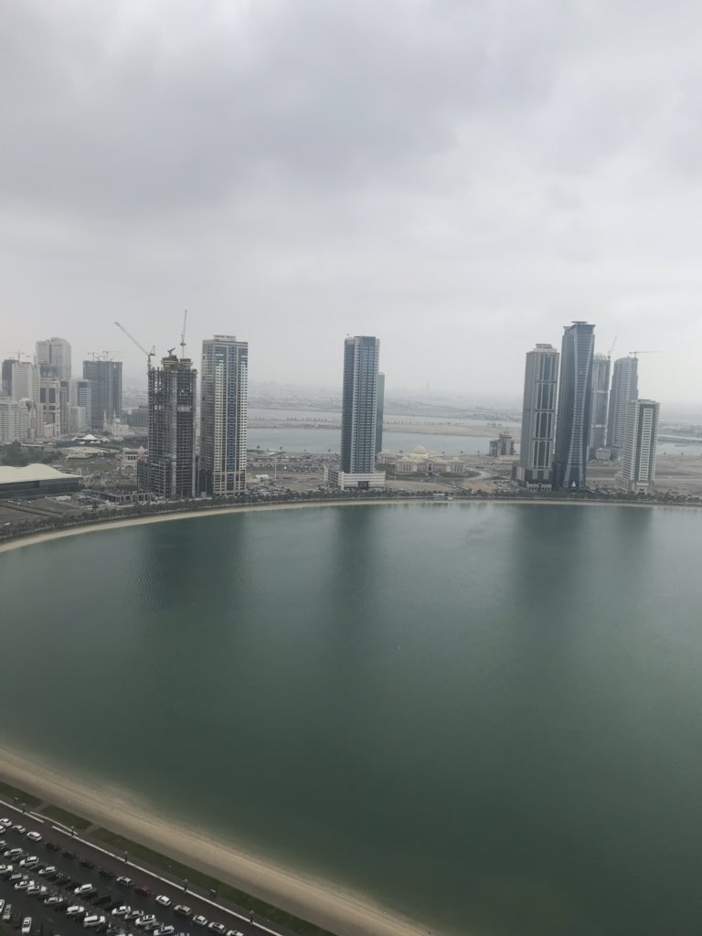 asmaalizain's tweet photo. The sky castes it’s shadows and the earth reflects them...

#compulsoryraintweet #UAEWeather https://t.co/qqzRjpxKnd