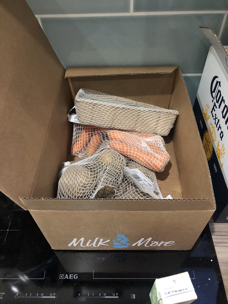 bexwar84's tweet image. Loving this! Plastic free delivery 👍🏻👍🏻👍🏻 #EveryLittleHelps #hateplastic  #SaveOurPlanet