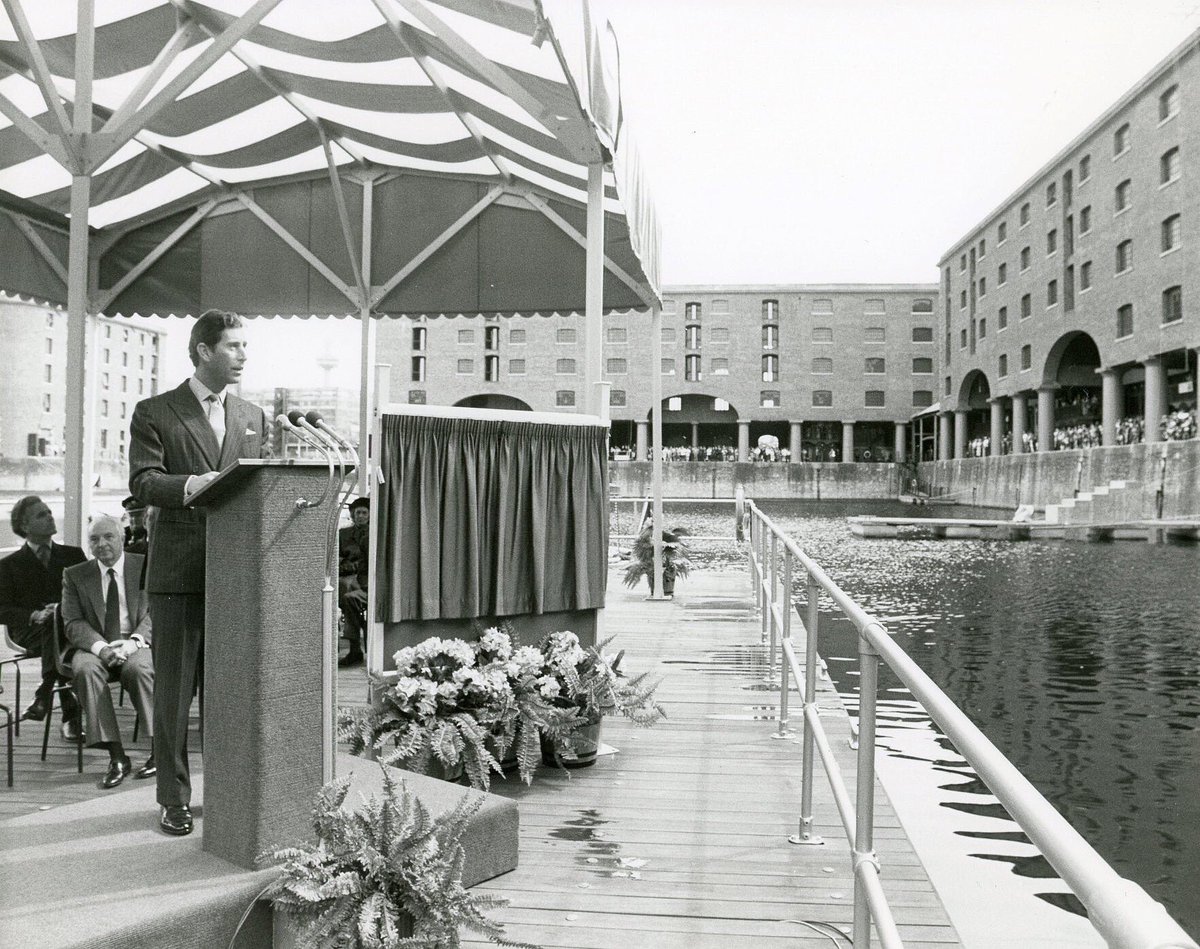 We look forward to welcoming #HRH back to the #RoyalAlbertDockLiv after 30 years to see first hand the changes that are being made in preparation for the Dock’s 175th anniversary in 2021 ⚓️
⠀
#regeneration #royalvisit #princeofwales #princecharles #30yearson #royal