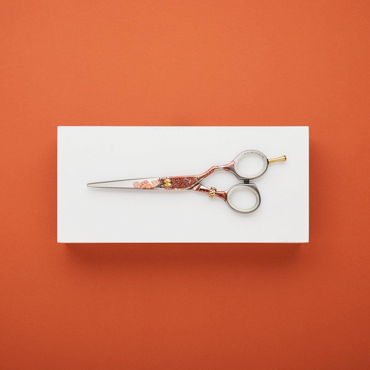 scissor_tech's tweet photo. Bring out your refreshing style with the Jaguar Goa!
Find out more at: https://t.co/E3gnIZ4GZw
.
#baberlife #haircut #professionalhaircuttingshears #hairfashion #scissorcut #behindthechair #matsuiscissors #scissortech #jaguar #goa #matsui #hairdressing #hairstylist #hairdresser https://t.co/oa7rSBq4Wz