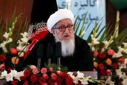 HamidullahArefi's tweet photo. #Afghans to mourn death of former president #Sebghatullah Mujadid. Govt announced country-wide #holiday tomorrow.
#Afghanistan #Kabul #peace https://t.co/om0kEQuWpU