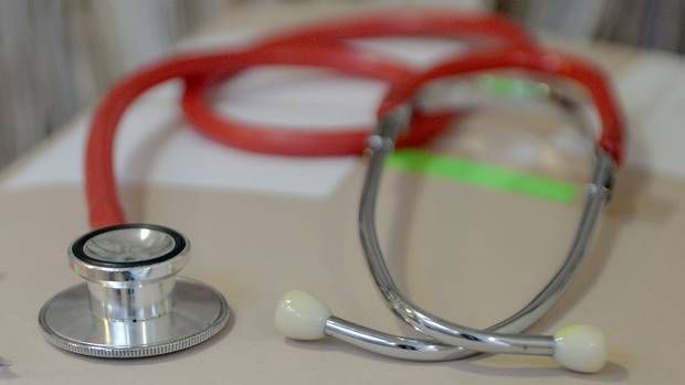 Independent_ie's tweet photo. GPs threaten to campaign in surgeries against FG 
https://t.co/mmeqaDZYvL https://t.co/NYntJEAd4p