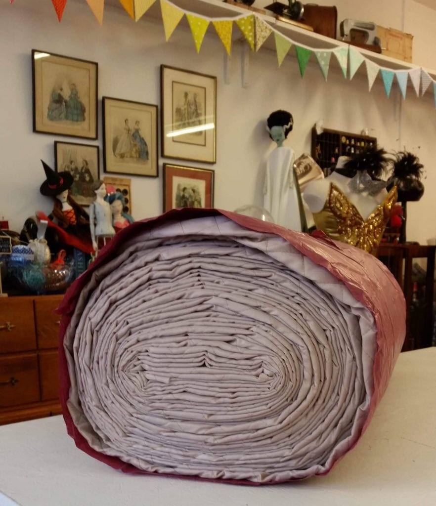 takingflightco's tweet photo. #TFpeeling by @kaiteoreilly is such an epic undertaking of a show that fabric has had to be especially created for the costumes. Do you wonder why? Tour opens on 8 March at @RiverfrontArts - come find out! All dates on https://t.co/6ynl77mqfQ @Arts_Wales_ #BSL #Captions #AudioD https://t.co/q9q8zXsnVH