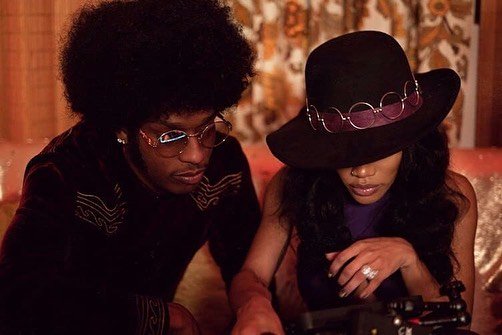 RNewsru's tweet photo. https://t.co/qkGam20jVp

Кадры из клипа Teyana Taylor «Issues/Hold On», в которых присутствует A$AP Rocky. https://t.co/iew06aSPWD
