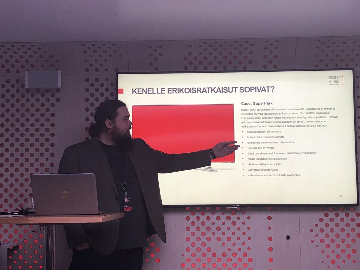 YvonneWagello's tweet image. #screenforce show room, Erikoismies @JuhaVasti #mtv #parastaseuraa