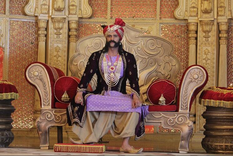 Here's the first look of <a href="/jitin0804/">Jitin Gulati</a> in and as #Chhatrasal. Directed and co-produced by <a href="/meanadii/">Anadii Chaturvedi</a>, this web series is produced by <a href="/AbhyudayGrover/">Abhyuday Grover</a> under the banner of <a href="/Resonancedigi/">Resonance Digital</a>.

#chhatrasal #jitingulati #iamchatta #webseries #resonancedigital <a href="/RachelAmbrose/">Rachell Ambrose</a>