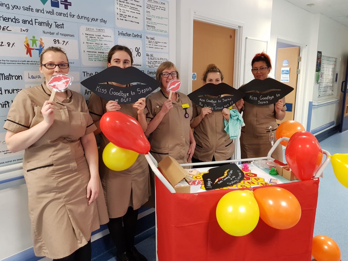 resusdudley's tweet image. @DudleyGroupCEO @kkelly8963 @themeddirector @SepsisUK @DGNHS_DirOpsMed @DudleyGroupACN @SavvaLaura great enthusiasm for learning on AMU1 with the #TrolleyOfKnowledge &amp;amp; #SepsisAwareness as the CSW’s pledge to #KissGoodbyeToSepsis 💋@DudleyGroupNHS #Sepsis #PatientSafety