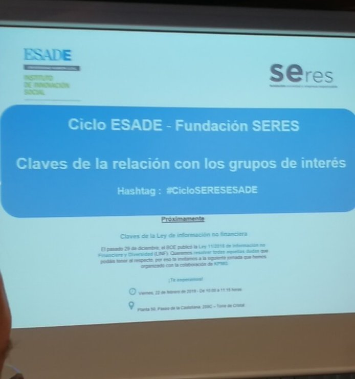 cortes_carlos's tweet photo. "Grupos de interés con legitimidad por buscar el bien común, sensibles a #rse y con capacidad de influir". Tres requisitos de un adecuado #grupodeinteres según Ignasi Carreras presentando
#cicloseresesade sobre #rsc hoy en @ESADE @AnaSainzMartin @TomasFranquet @enriquemaruri https://t.co/VtghVsgZlH