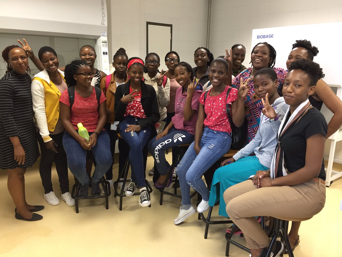 ChemSocBotsw's tweet photo. University of Botswana Women in Chemistry #GlobalBreakfast #IUPAC100 https://t.co/xhBzEob4Ai
