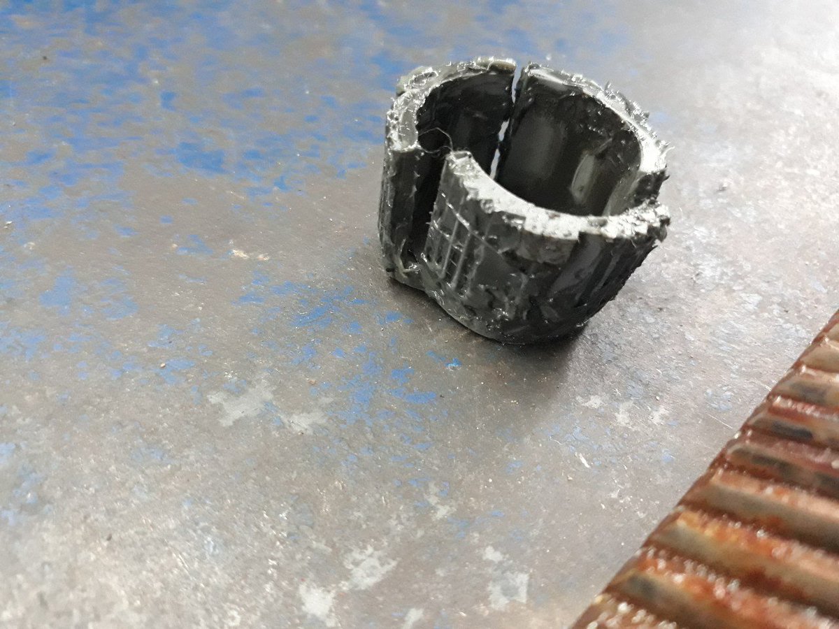 absavto's tweet image. Ремонт рейки Рав 4. Замена втулки, удалили ржавчину с вала, теперь как новенькая😉👍 Если у вас есть вопросы по ремонту авто, задайте нам в директе или позвоните 89370854888
автосервис-34.рф