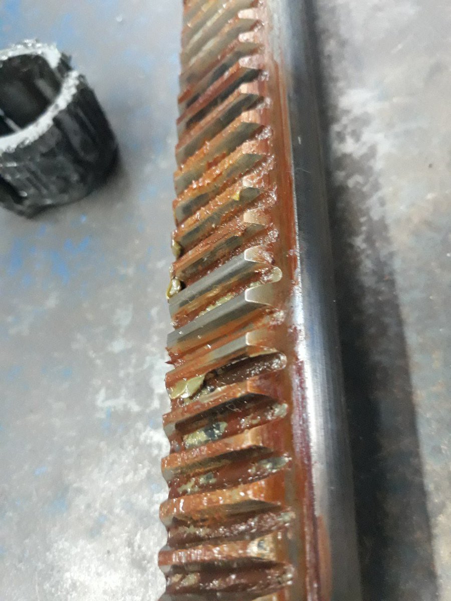 absavto's tweet image. Ремонт рейки Рав 4. Замена втулки, удалили ржавчину с вала, теперь как новенькая😉👍 Если у вас есть вопросы по ремонту авто, задайте нам в директе или позвоните 89370854888
автосервис-34.рф