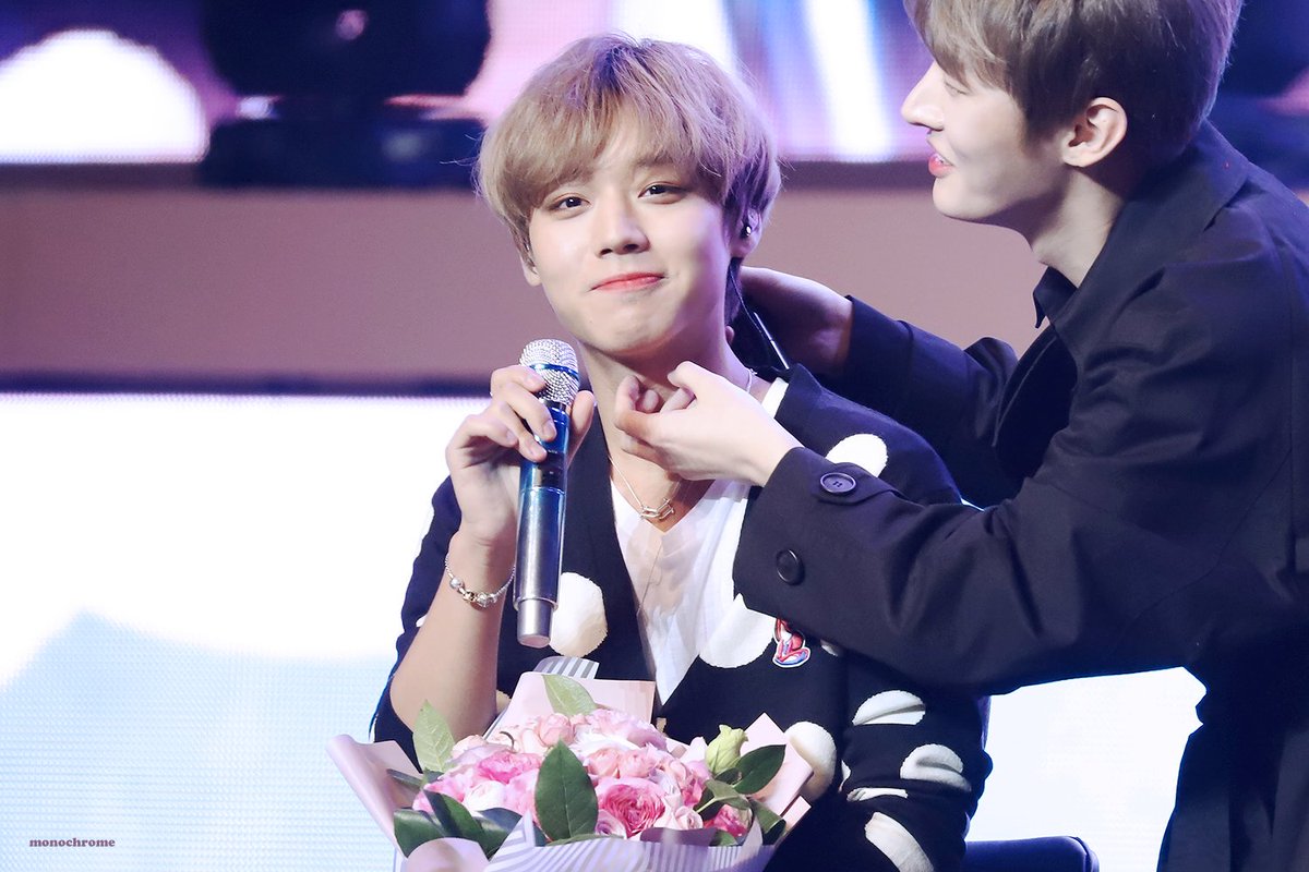 _monochr0me's tweet photo. 190209 오구오구먕먕이ㅠㅠ #박지훈 https://t.co/glvbp3VFwY