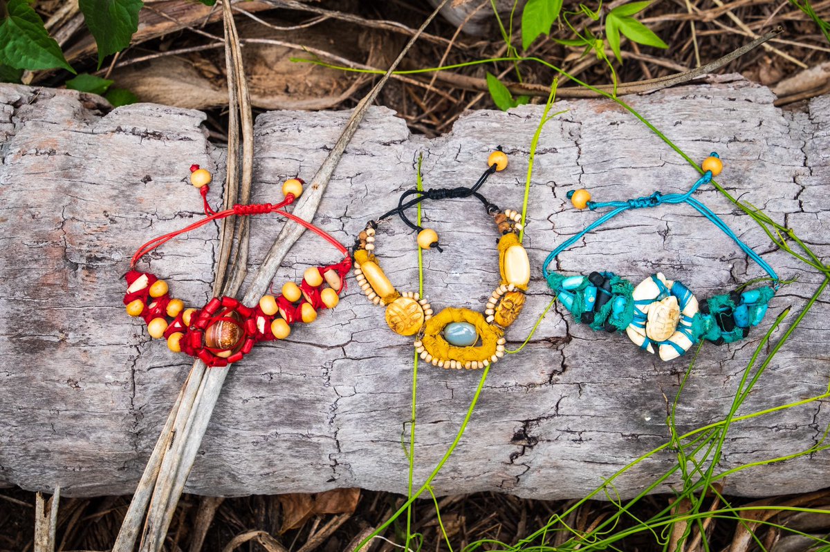 Koh Lanta Twitterren Kohlanta A La Tete De Ces 3 Equipes On Retrouvera Les 3 Aventuriers Qui Seront Restes Le Plus Longtemps Sur Les Poteaux Et Ces 3 Chefs D Equipe Disposeront D Un