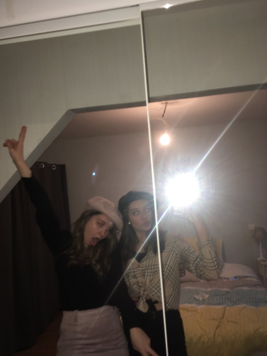 meltbt's tweet photo. admirez ma beauté💗💗💗💗 #PosteYourBestFriend https://t.co/BZaHxwVnGf