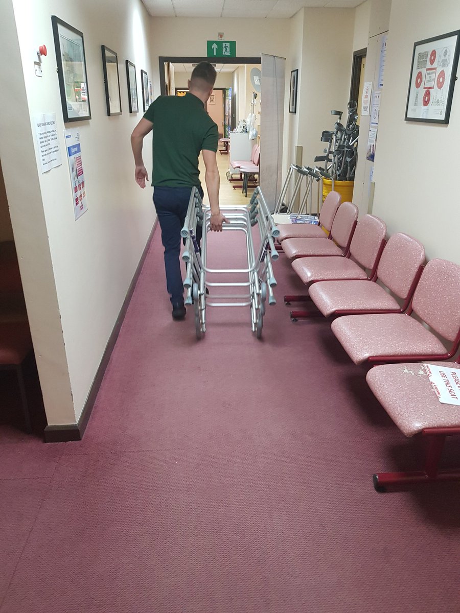 Another task our assistants do is providing Zimmer frames to the wards for the therapists to complete their assessments! The lovely @lee_towers showing how it's done 👍👌💪#assistantmonth
