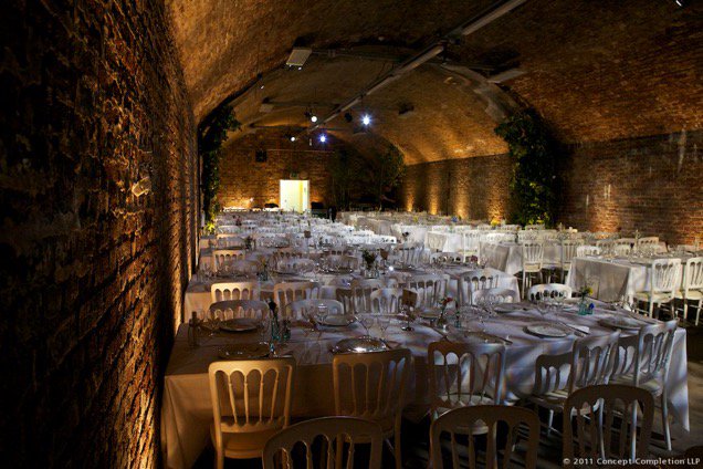 At Fusion Sound and Light we love working within fun and quirky event spaces, like lighting up an underground arch fit for a corporate dinner 💡 #londonevents #londonproduction #eventprofs #soundandlight