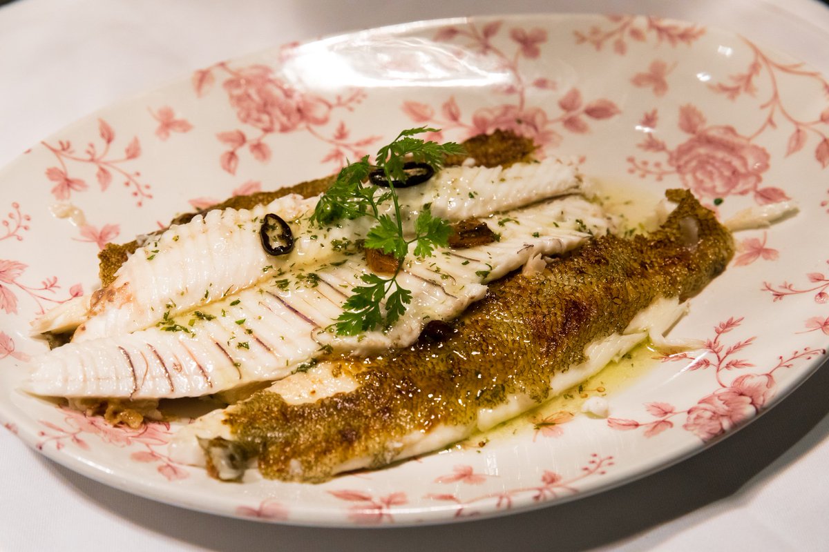 Pescados que quitan el habla... 😋  #Lenguado

#cañadiosantander #Santander