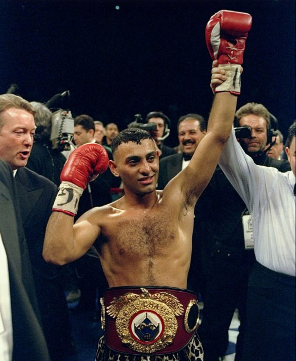 Happy birthday to the former World Featherweight and Lineal Champion Prince Naseem Hamed   