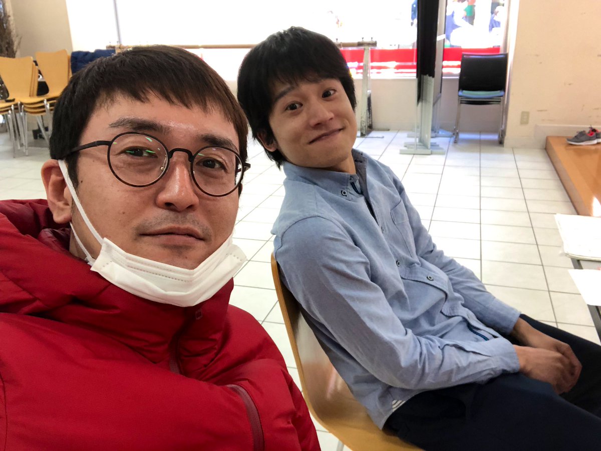 iwabuchitoshiji's tweet image. ついにアイツにだいすけに会えたよ 髪を伸ばしてるんだってよ 今だから言いますけど当時、結構ケンカしました（笑）なつかしの愚陀佛庵グラフィティー  #鬼軍曹 #52days