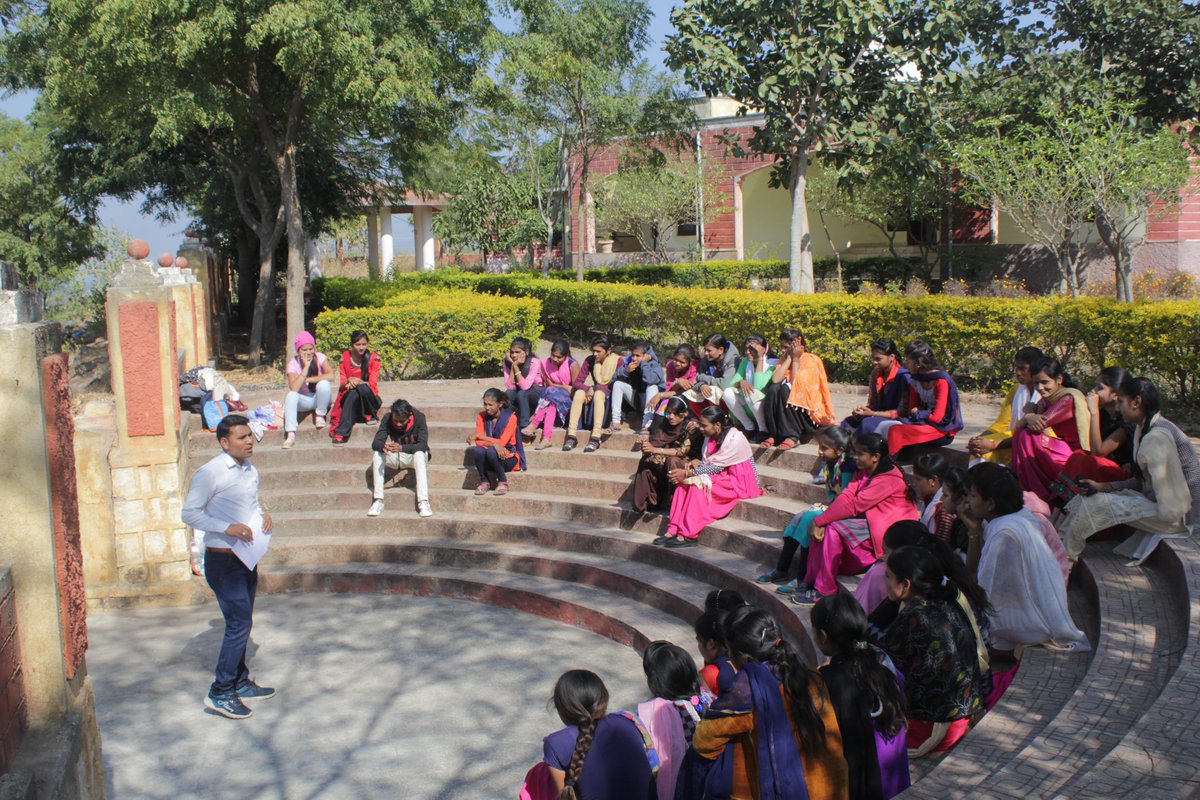 vishan_devda's tweet photo. Youth and Adolescent facilitators orientation workshop https://t.co/60a0wzVp3g
