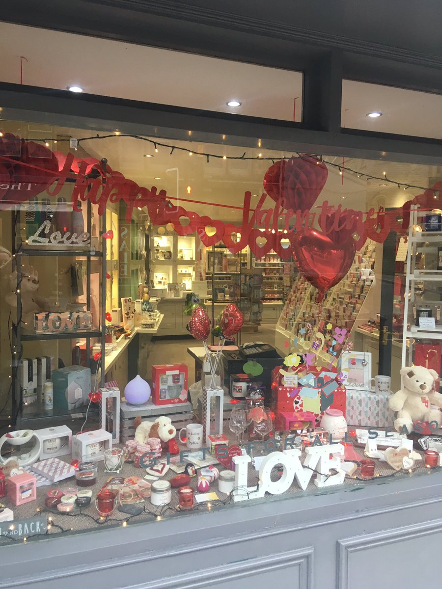 GFASUppermill's tweet image. We are open today till 2pm and then from 10am till 5pm the rest of the week so don’t forget your Valentines cards, gifts and balloons!