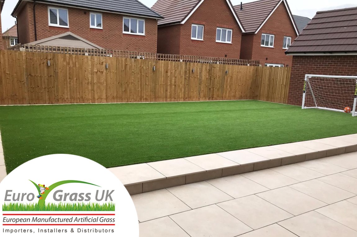 EuroGrassUK's tweet photo. THE TIME IS NOW!!

The calls are coming in and the calendar is filling up more and more each day, don't miss out on transforming your garden for the sunny days ahead.

Simply head over to our website and we can arrange a free survey for you....www.eurograssuk.co.uk https://t.co/rLA3xeH4LP