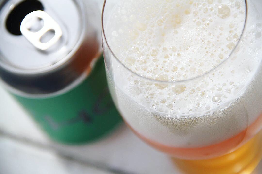 Craft_Breweries's tweet photo. Flashback to September 2018: Loving the @OCHObeer #SpringIPA!! Lemon blossom, passionfruit, apricots and rockmelon dominate the nose and palate in this juicy yet cleansing #IPA. Another great OCHO Beer!!
#beer #indiebeer #craftbeer #australia #food
… https://t.co/eSM93viaIU… https://t.co/FcOlEXtehw