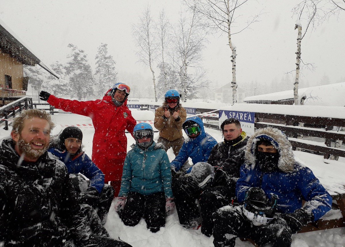 This year’s annual ski trip had lots of sunshine, near perfect snow and empty slopes! 👌 Collingham had a fantastic time in Bardonnechia, Italy with <a href="/Halsburyski/">Halsbury Ski Trips</a> ⛷️

#ski #education #trip