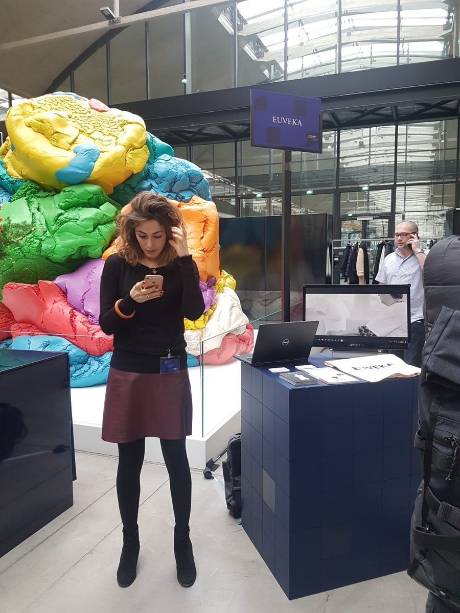 lafayette_pnp's tweet photo. #LPnPteam is present at @VivaTech conference! Proud of our #LPnPalumni @alcmeon_answers, @Euveka_ and @Mercaux_Retail for being there https://t.co/cqh8K5tnzr