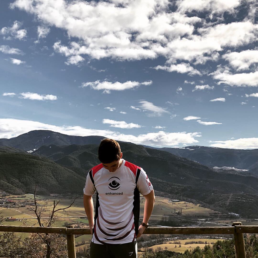 Who needs one of these?🔥 DM if interested📲

#esportsfi #ENHANCED👁 #esports #csgo #fifa19 #fortnite #pubg #custom #collection🤔