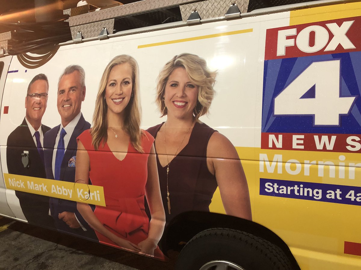 theorigkelsey's tweet photo. Hey ๐๐ผ @KarliRitter and @AbbyEden are ready for the 50s today... who else is?
(Okay maybe itโs just a picture but still)
#NoJacketNeeded #FOX4KC https://t.co/jIkiHxkdtj