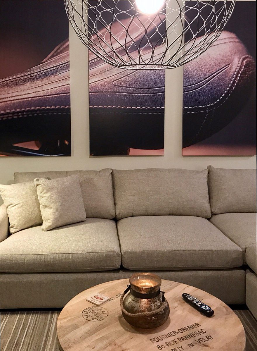 TweakYourSpace's tweet image. ON THE BLOG TODAY! Live your passion by creating spaces around the things you're passionate about, no matter what the trends are or what others think. AND, learn a little bit about the psychology behind it! CLICK ow.ly/zXYX50l0dsm TO SEE BLOG!