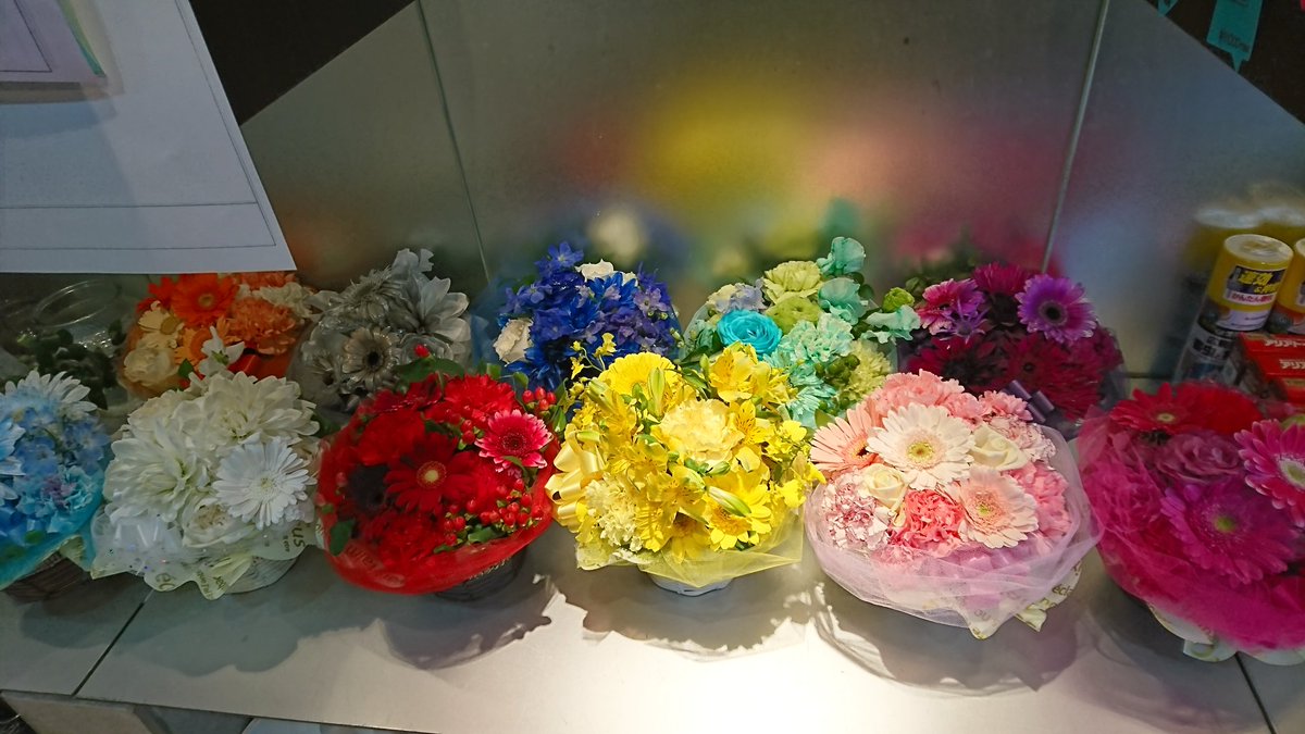 花文 秋葉原のお花屋さん メンバーカラー別でアレンジメント メンバーカラー 花文 秋葉原のお花屋さん メンバーカラー別でアレンジメント メンバーカラー
