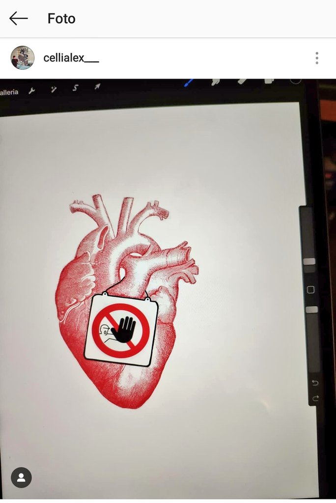CelliAlex's tweet photo. Un pensiero che non muore (mai)
C’ho mezzo mondo sotto alle suole
Il cuore in gola in un ascensore
Lo so dentro sono complesso
Un po’ staccato dal resto
Scusa è vietato l’accesso
 @TheTrueGemitaiz https://t.co/9FeUKMQ2d8
