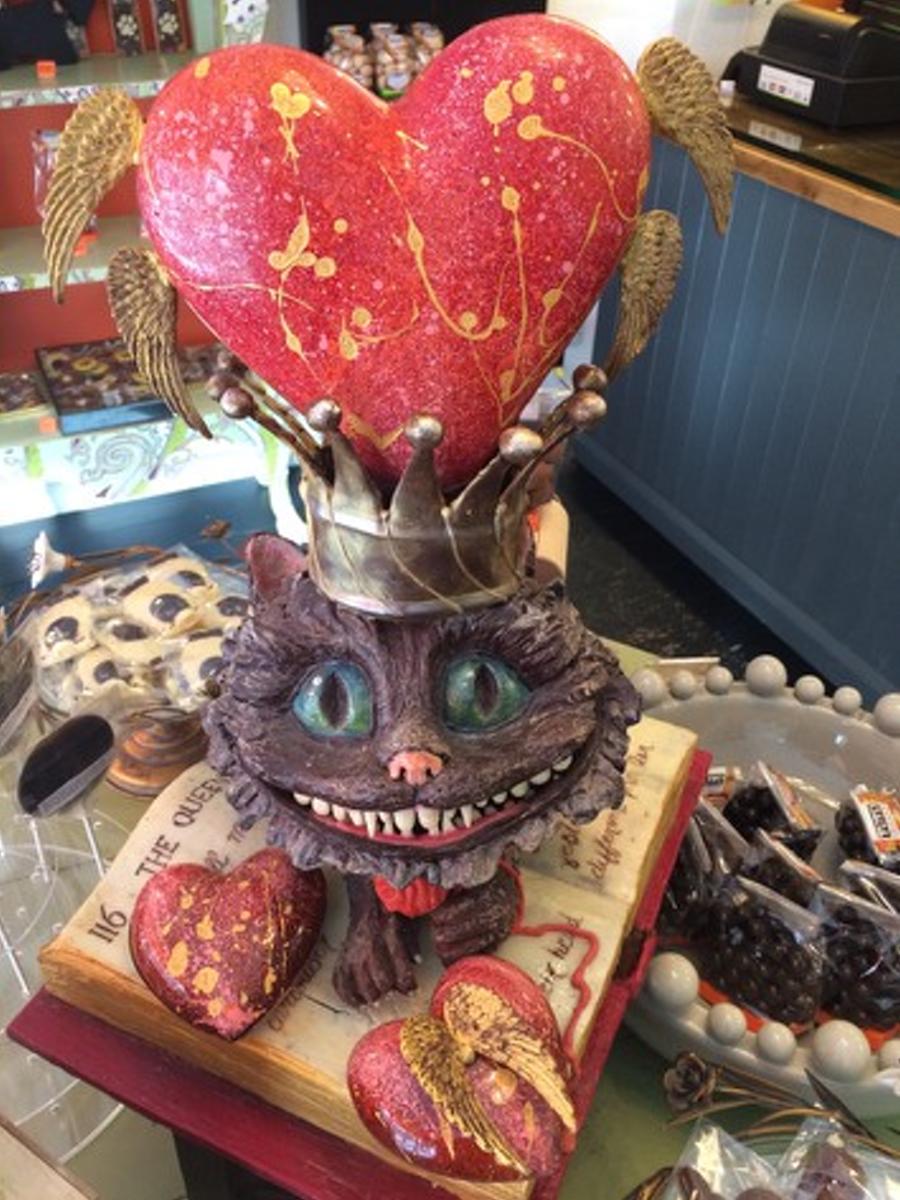 Our #chocolate Cheshire Cat is feeling the love ready for #ValentinesDay <a href="/HenleyMarlow/">Henley & Marlow Lifestyle</a> @Callebaut_UKIE
