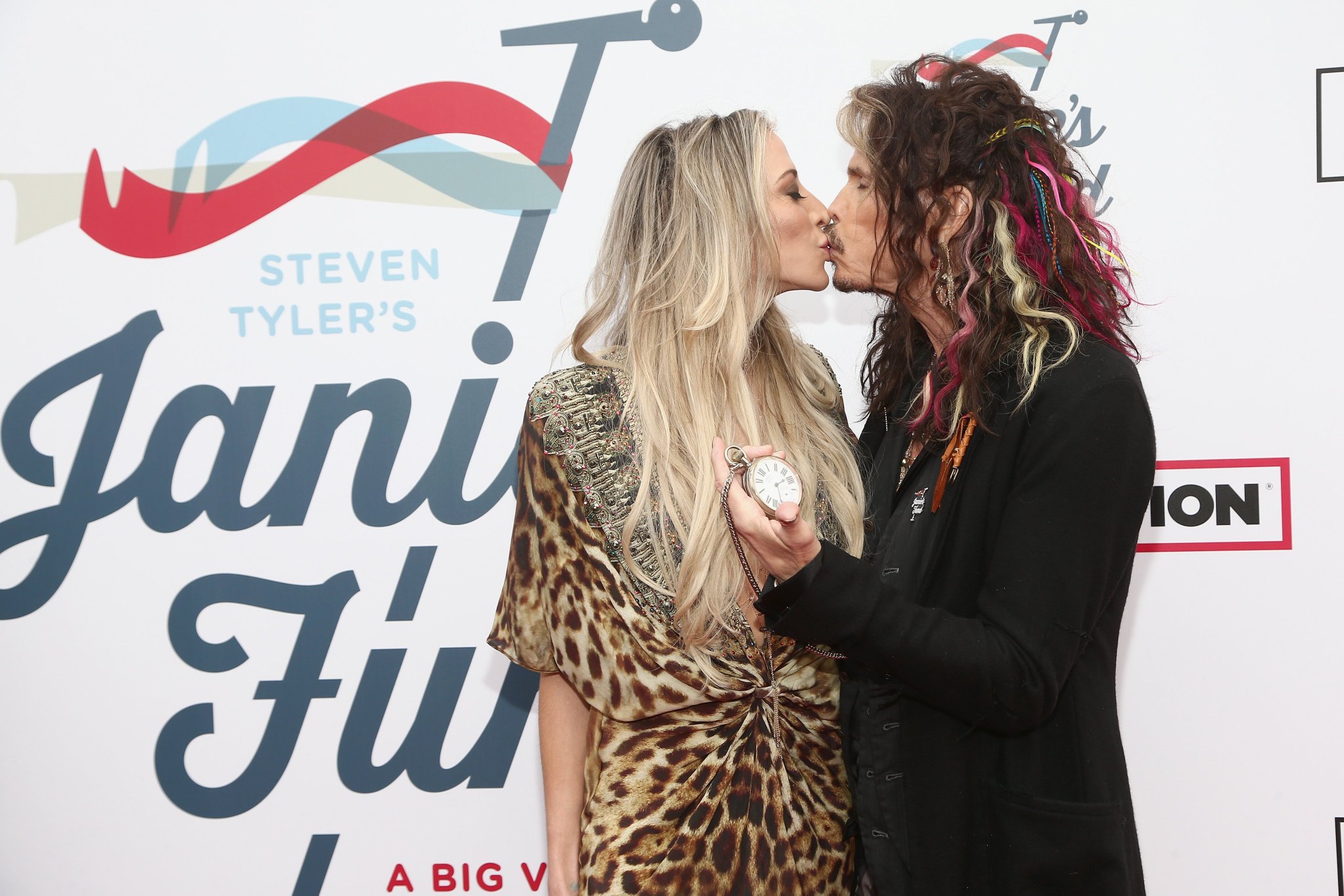 aimee férfi társkereső, steven tyler