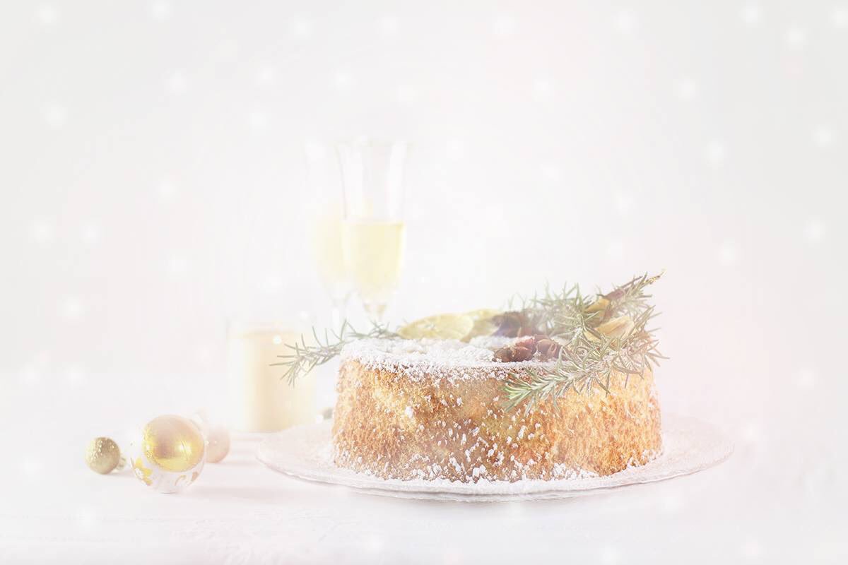 Cook_Lab's tweet photo. The #angelcake is suitable for every occasion, here presented for #Christmas. How about we make a presentation for #ValentinesDay? #recipe for @GazzettaGusto: https://t.co/kPkz5X4QnE https://t.co/r73C17rp84